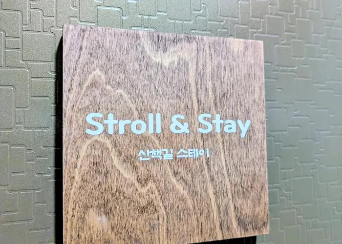 Stroll&stay 步行道住宿 Your Perfect 6mins To Wolgok Station, 3bed1bath, Streamwalk, Free Parking, Cozy And Quiet Stay, Korea Uni, Kyeonghee Uni 아파트