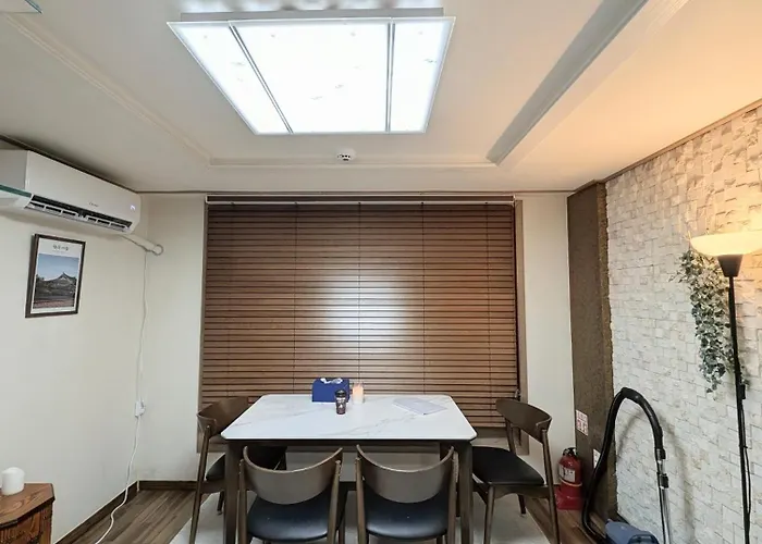 아파트 Stroll&stay 步行道住宿 Your Perfect 6mins To Wolgok Station, 3bed1bath, Streamwalk, Free Parking, Cozy And Quiet Stay, Korea Uni, Kyeonghee Uni