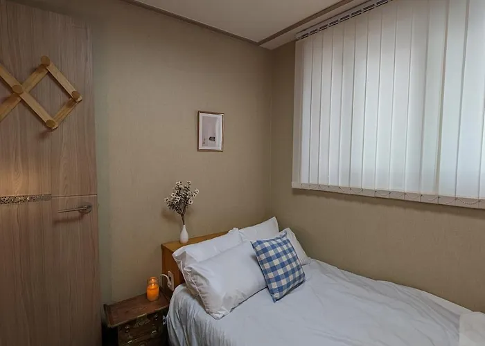 Stroll&stay 步行道住宿 Your Perfect 6mins To Wolgok Station, 3bed1bath, Streamwalk, Free Parking, Cozy And Quiet Stay, Korea Uni, Kyeonghee Uni 아파트 서울특별시