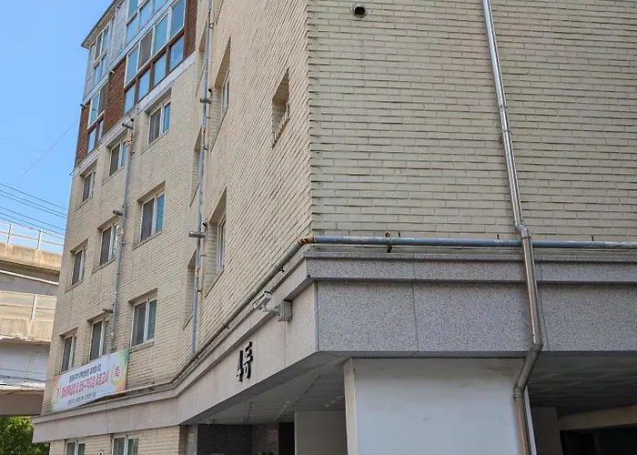 Appartamento Stroll&stay 步行道住宿 Your Perfect 6mins To Wolgok Station, 3bed1bath, Streamwalk, Free Parking, Cozy And Quiet Stay, Korea Uni, Kyeonghee Uni
